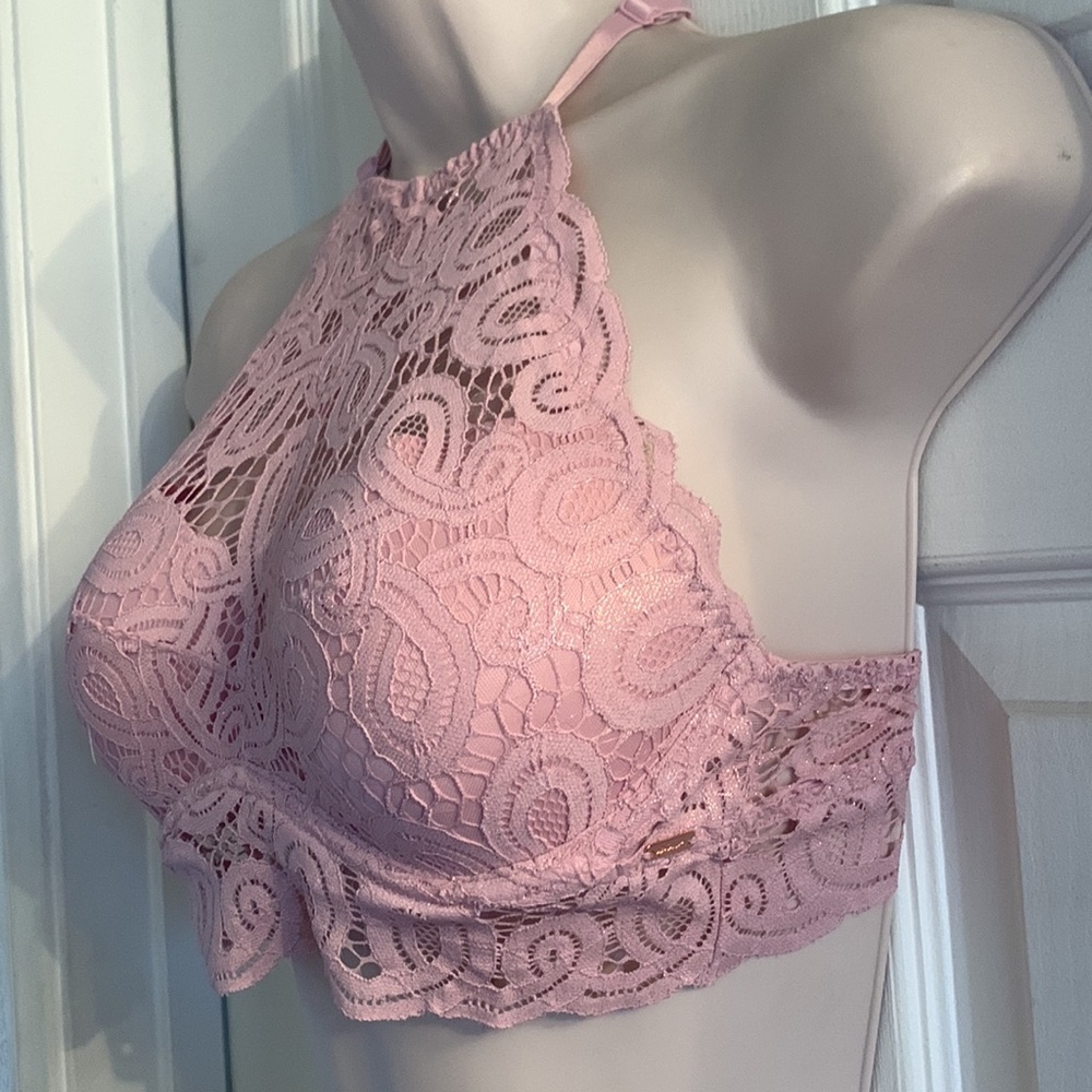 Beautiful bralette 🌸🌸🌸 - Picture 3 of 6